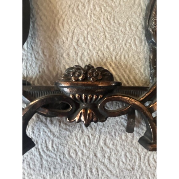 Antique Copper  Stamped Peacock metal picture frame with glass and back easel - Picture 11 of 11